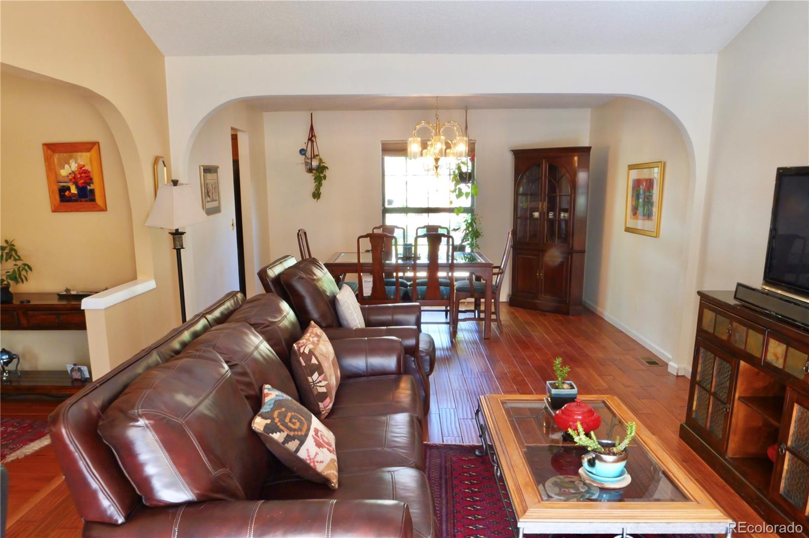 MLS Image #21 for 3040 s roslyn street,denver, Colorado