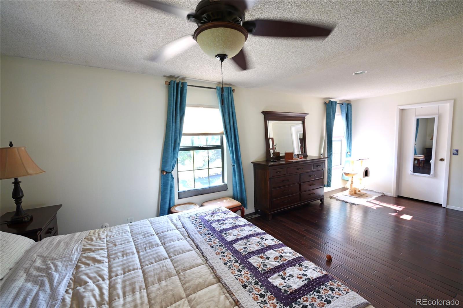 MLS Image #28 for 3040 s roslyn street,denver, Colorado
