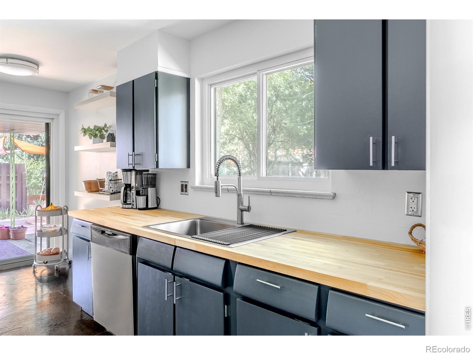MLS Image #8 for 6067  owens street,arvada, Colorado