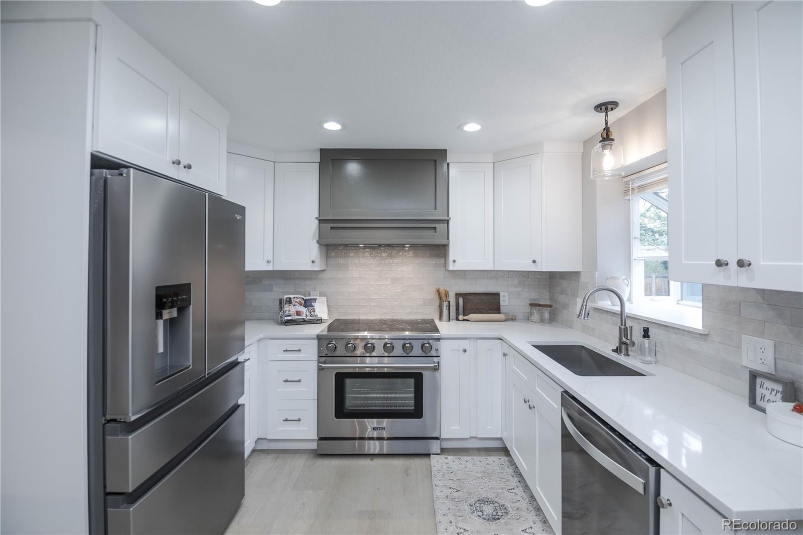 MLS Image #11 for 6024 s steele street,littleton, Colorado