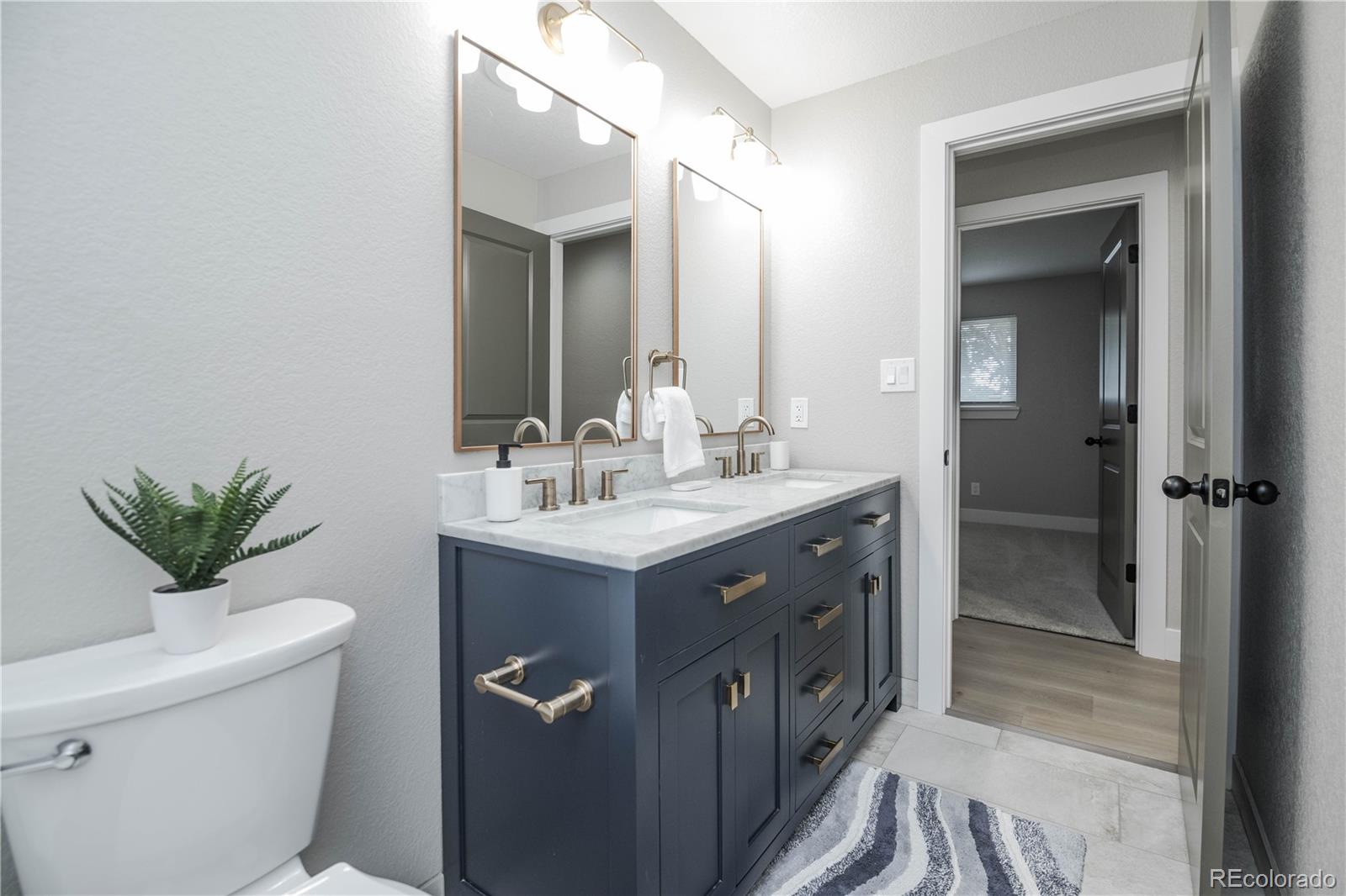 MLS Image #19 for 6024 s steele street,littleton, Colorado