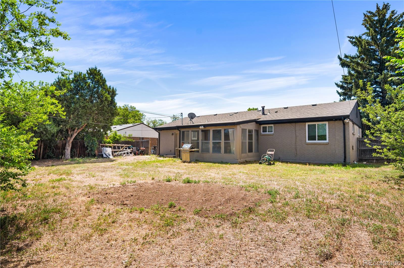 MLS Image #22 for 12445 e 6th place,aurora, Colorado