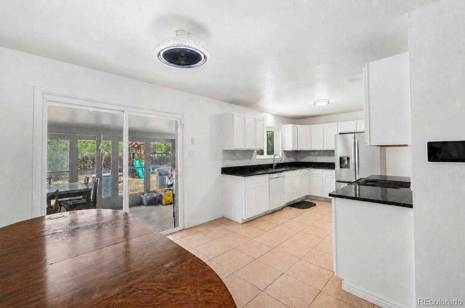 MLS Image #6 for 12445 e 6th place,aurora, Colorado