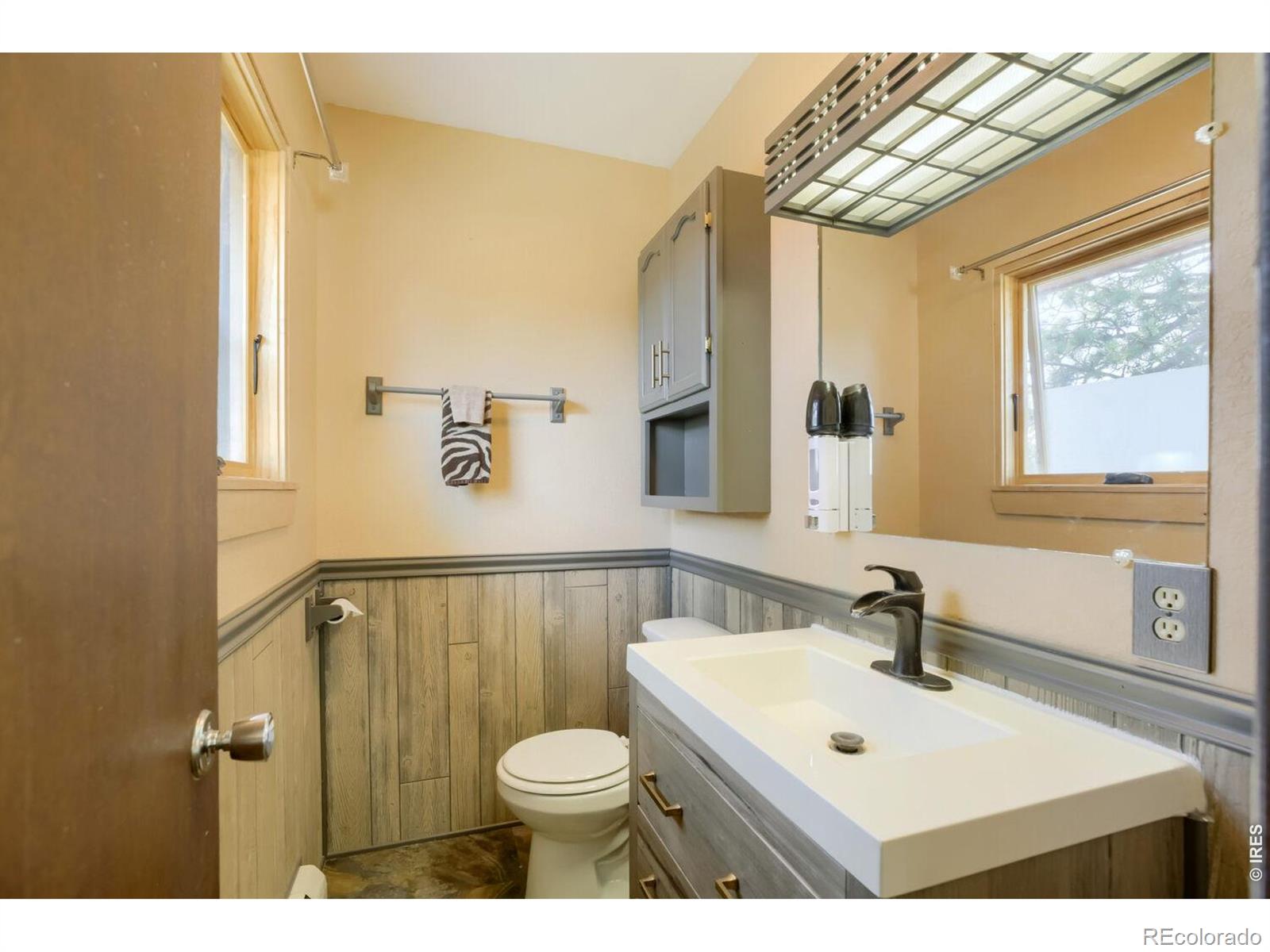 MLS Image #11 for 636  ranch road,ward, Colorado