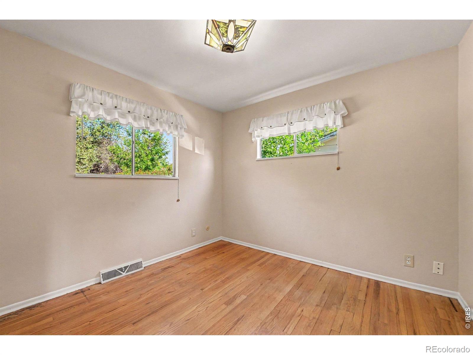 MLS Image #13 for 1409  shamrock street,fort collins, Colorado