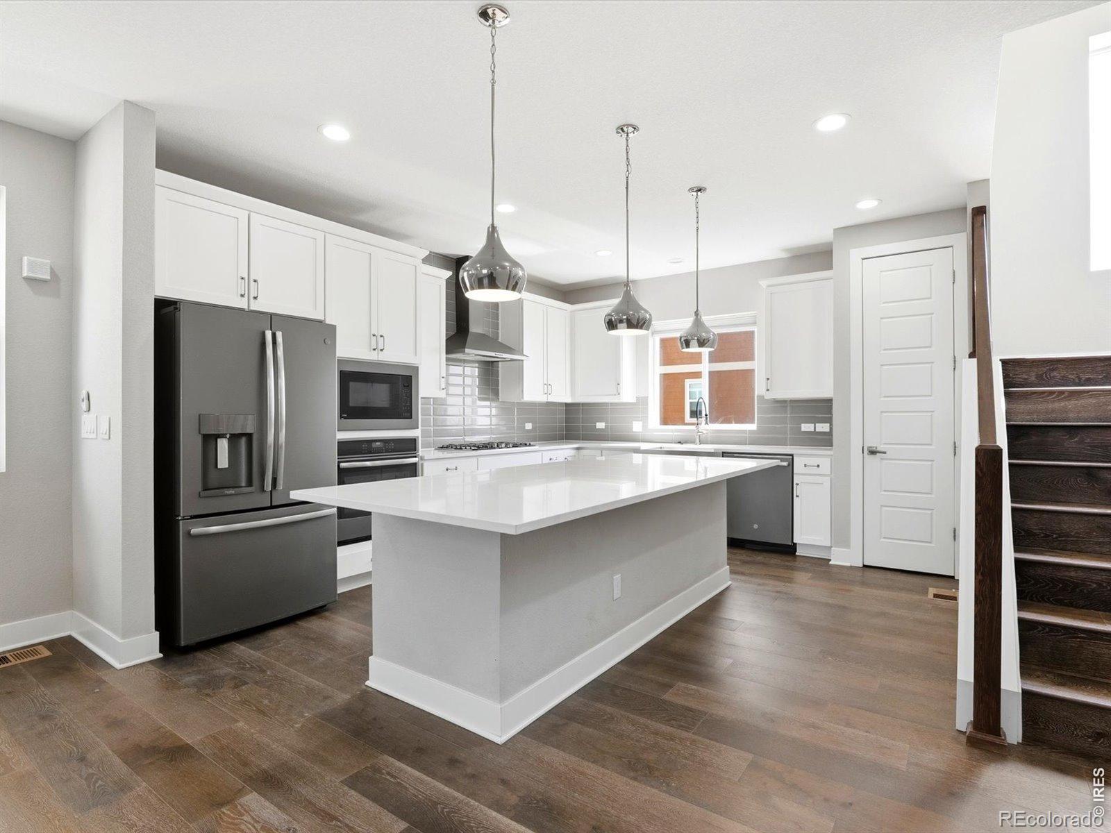 MLS Image #18 for 11909  mountview lane,broomfield, Colorado