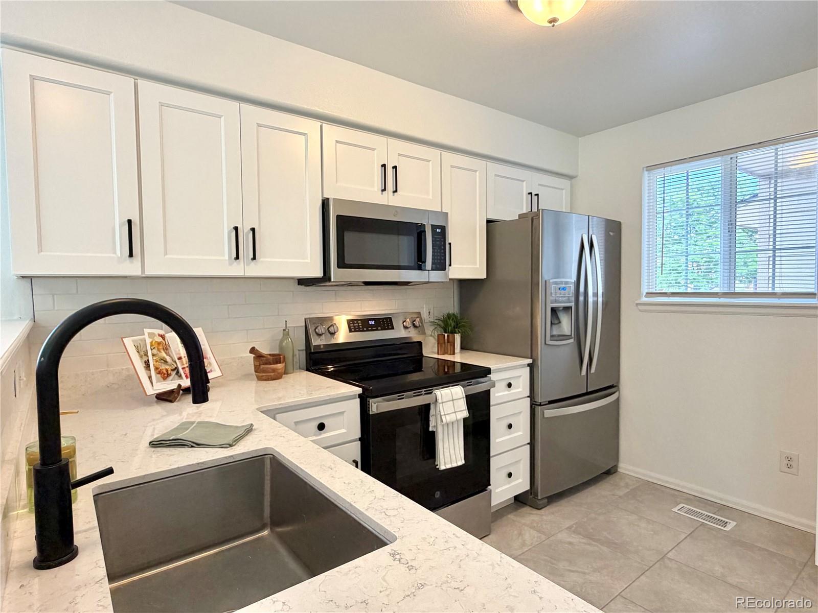 MLS Image #6 for 4575  crystal street,denver, Colorado