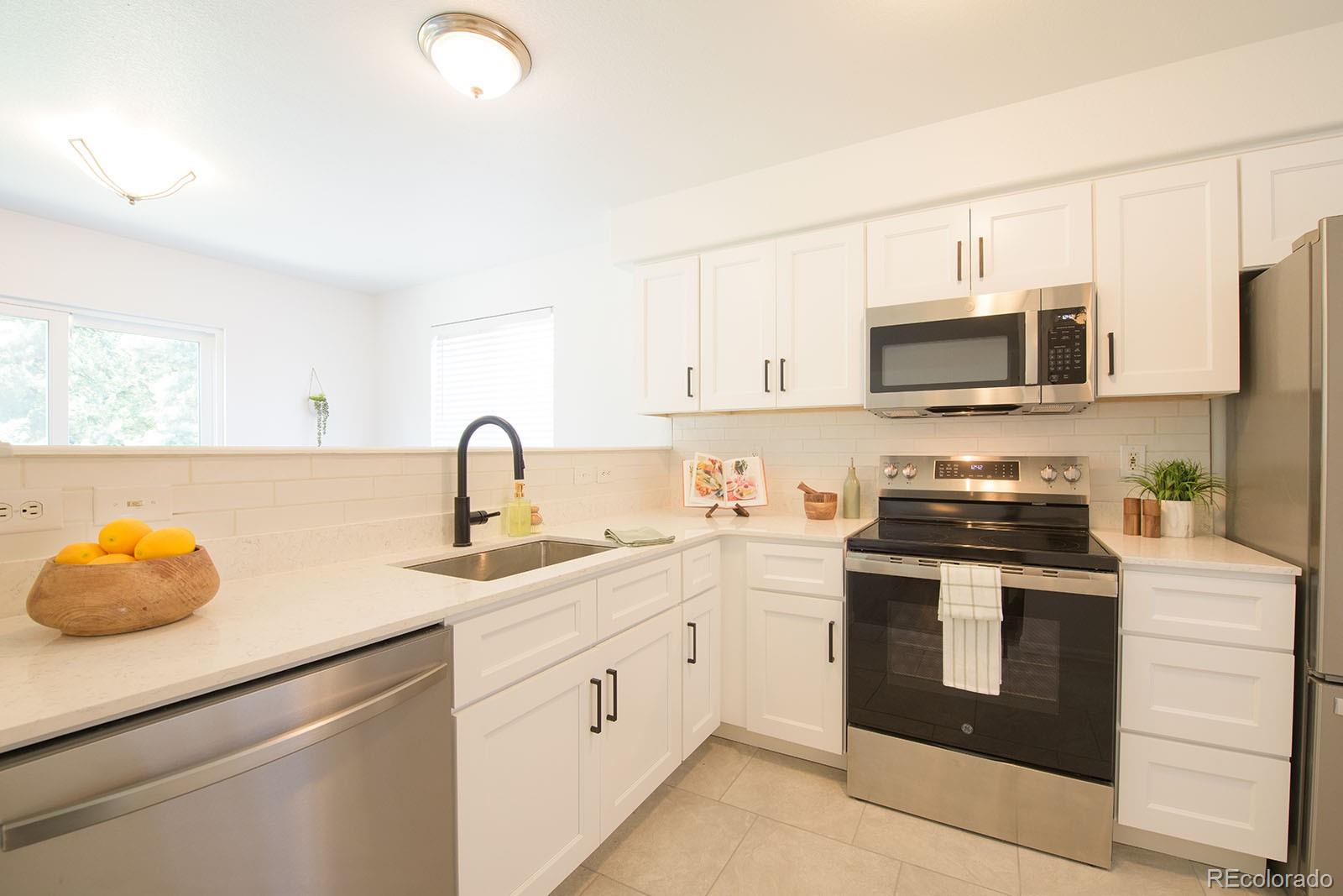 MLS Image #7 for 4575  crystal street,denver, Colorado