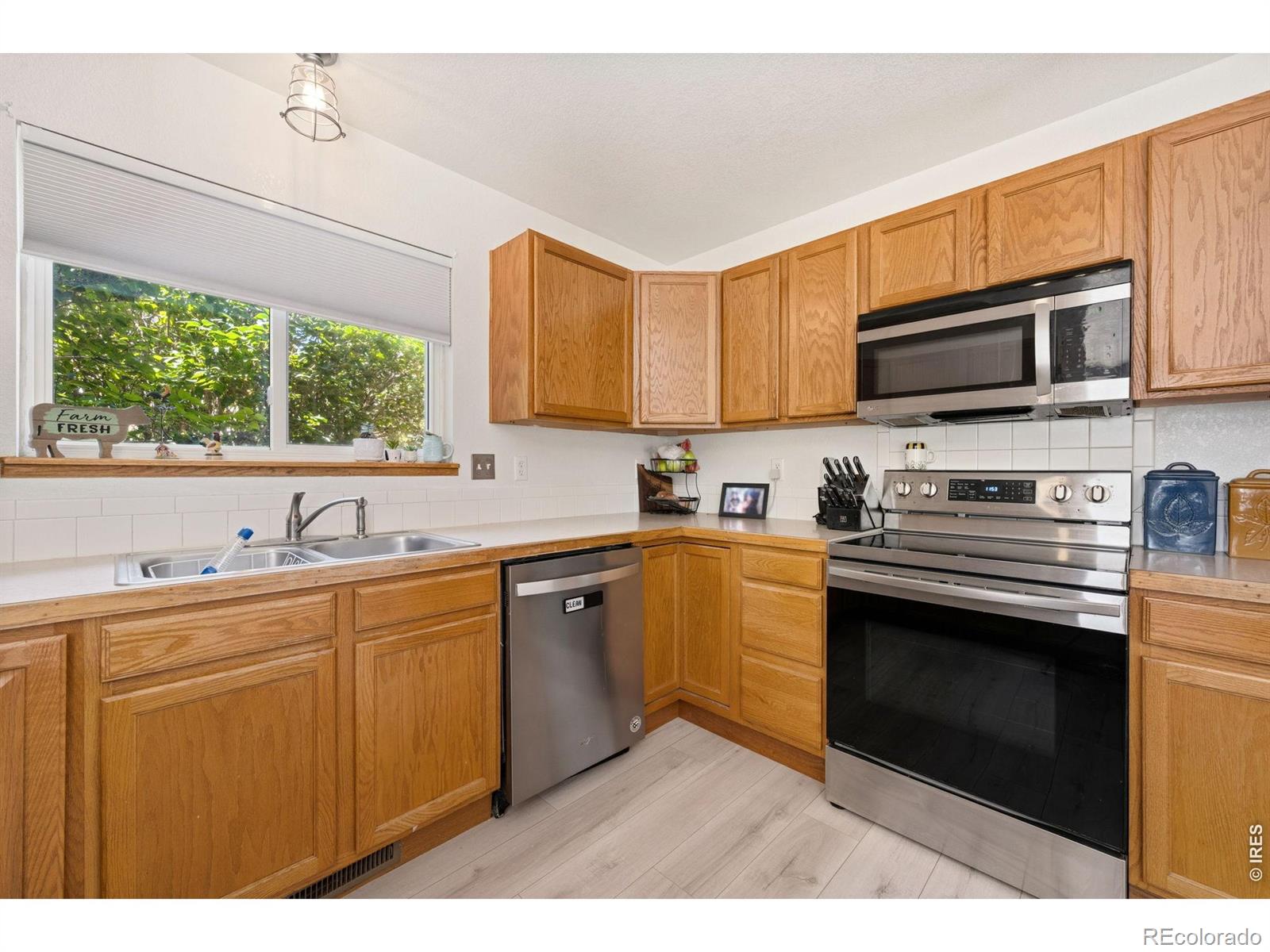 MLS Image #12 for 3654  harding drive,loveland, Colorado
