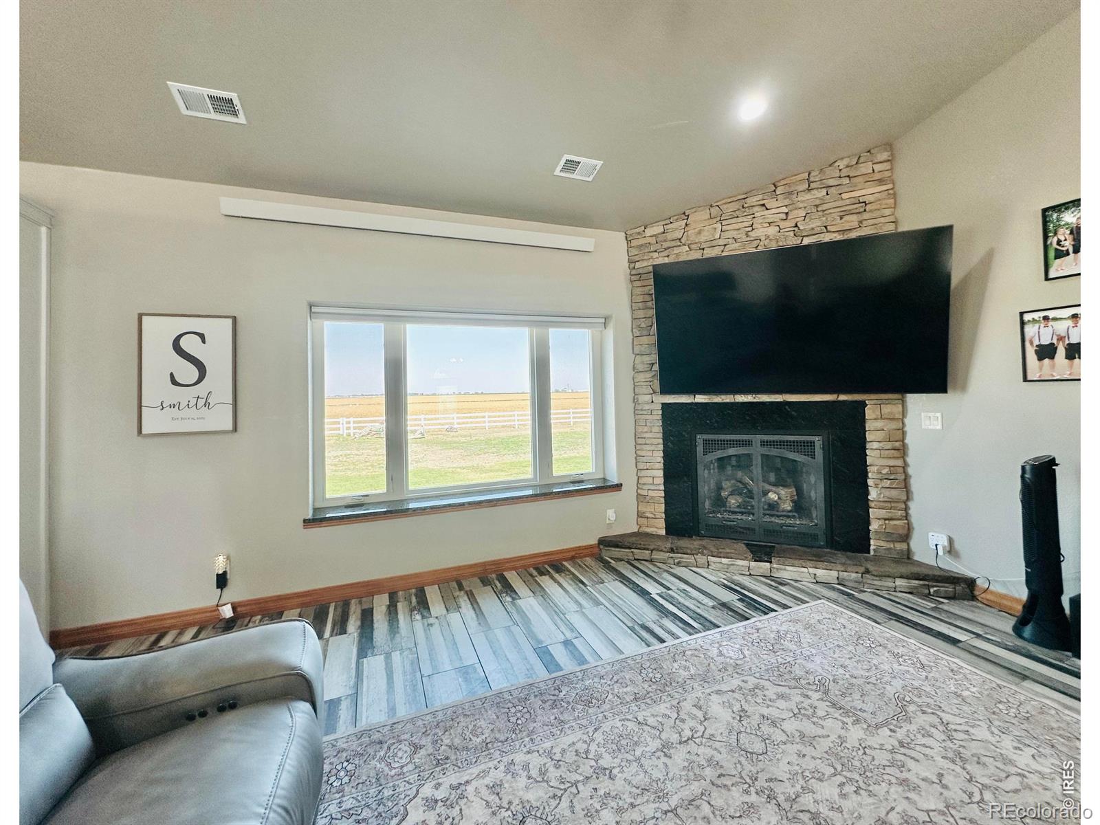 MLS Image #18 for 34830  county road 35 ,eaton, Colorado