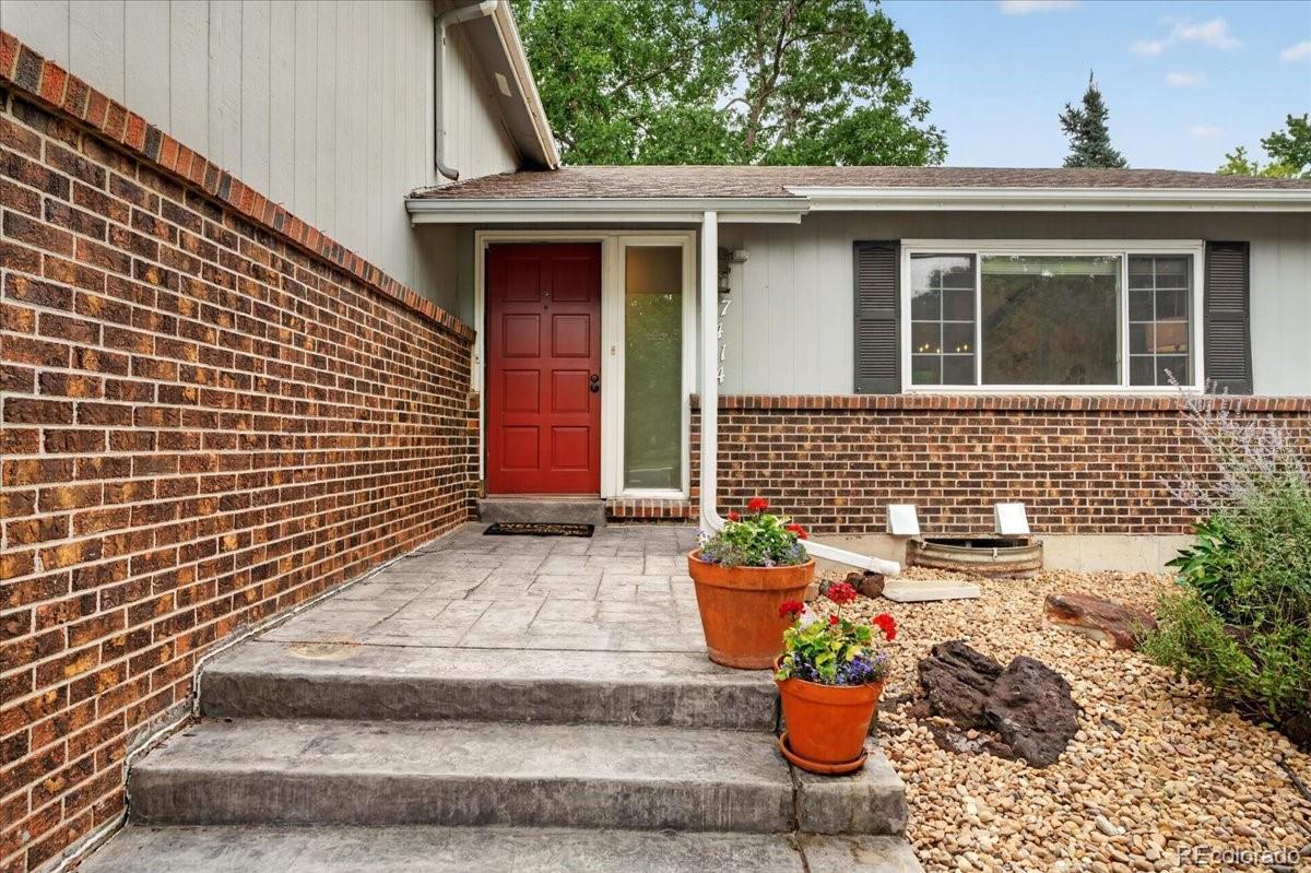 MLS Image #1 for 7414 s washington circle,littleton, Colorado