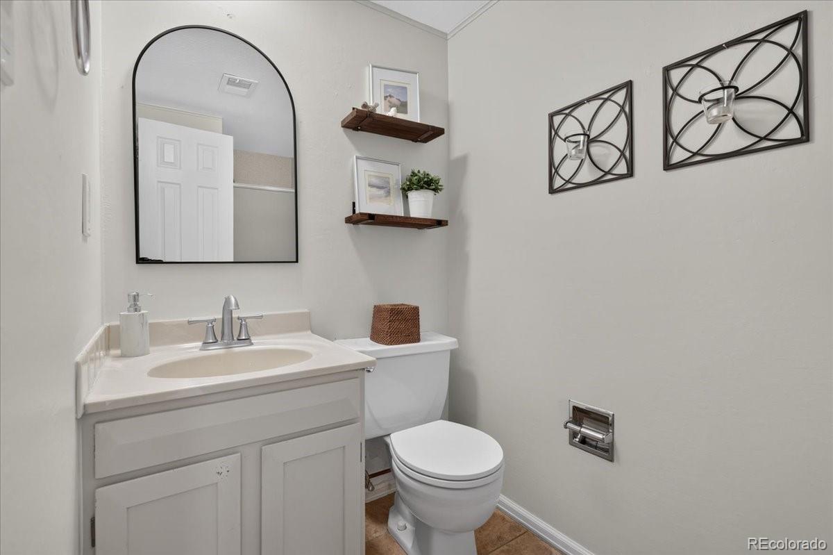 MLS Image #16 for 7414 s washington circle,littleton, Colorado