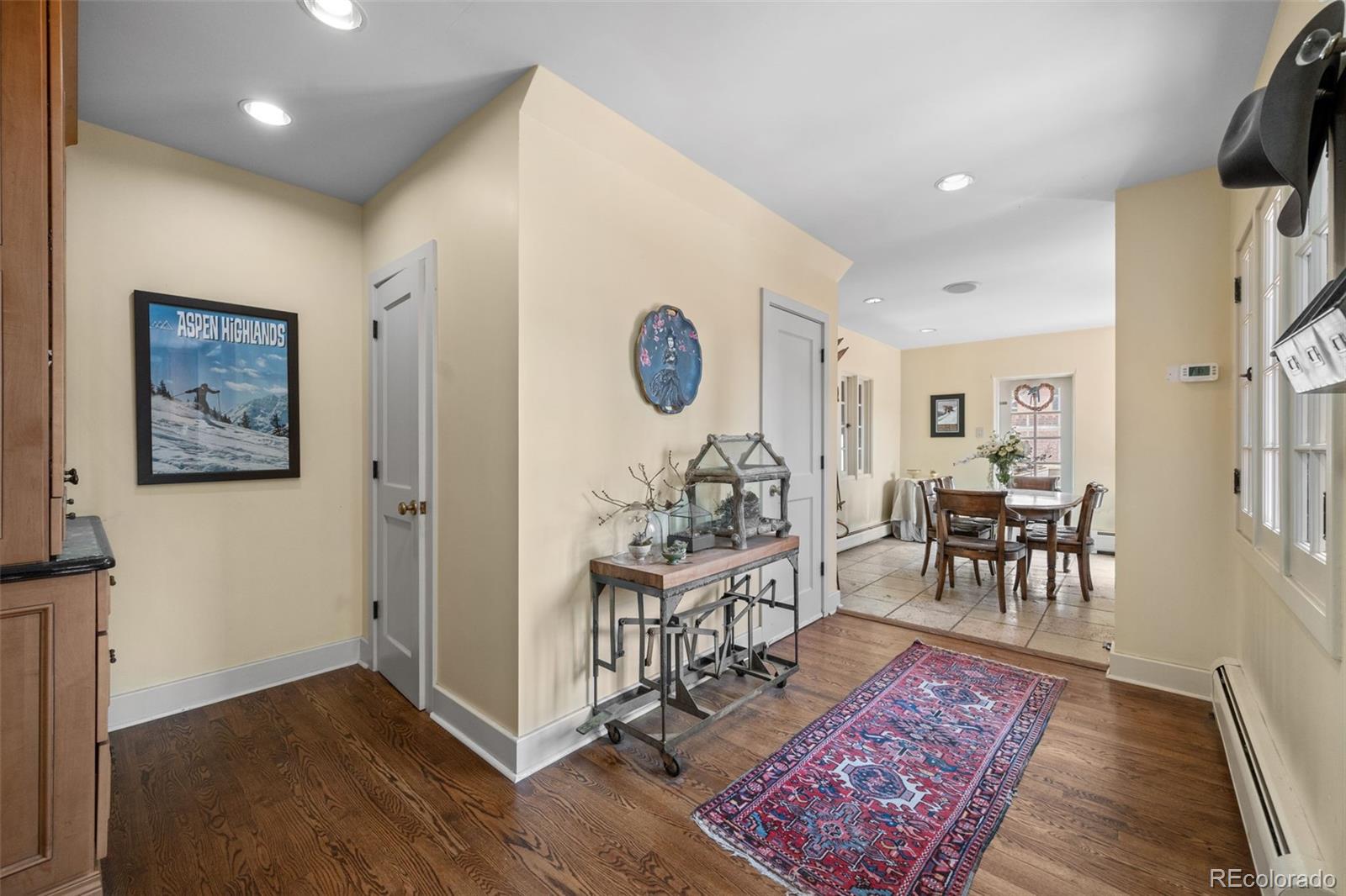 MLS Image #11 for 100  gaylord street,denver, Colorado
