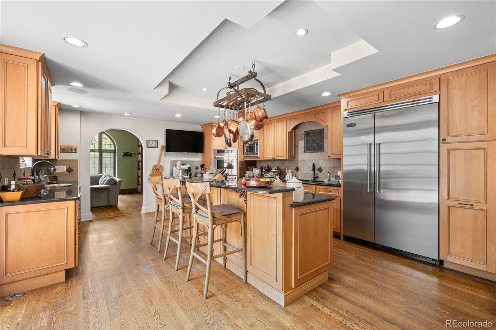 MLS Image #13 for 100  gaylord street,denver, Colorado
