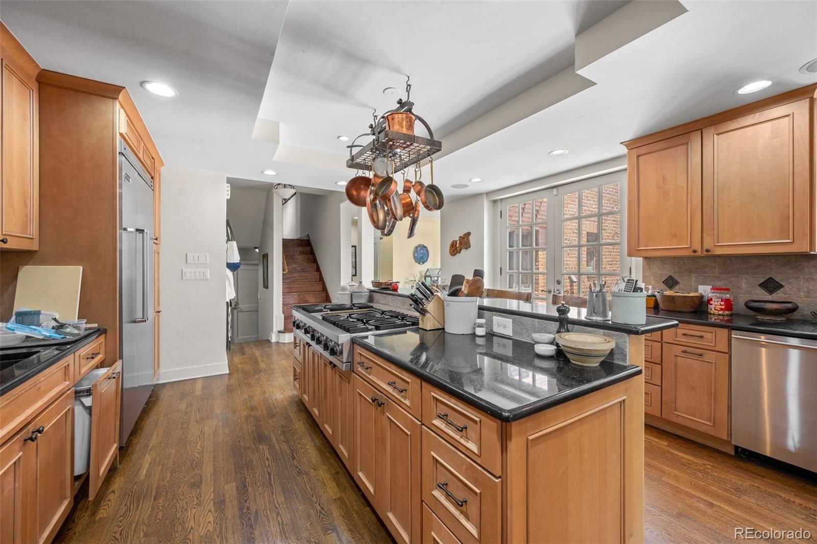 MLS Image #15 for 100  gaylord street,denver, Colorado