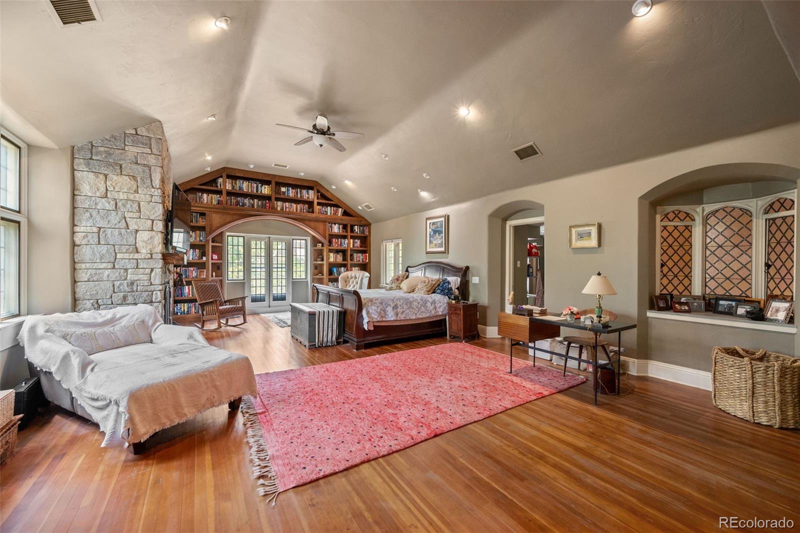 MLS Image #19 for 100  gaylord street,denver, Colorado