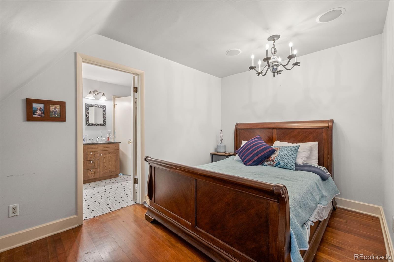 MLS Image #31 for 100  gaylord street,denver, Colorado