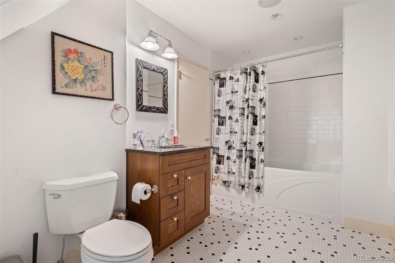 MLS Image #32 for 100  gaylord street,denver, Colorado