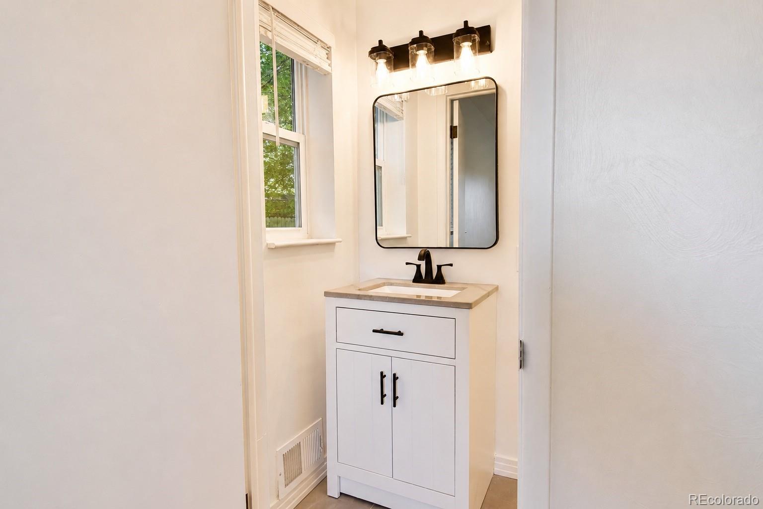 MLS Image #10 for 3441 s patton way,denver, Colorado