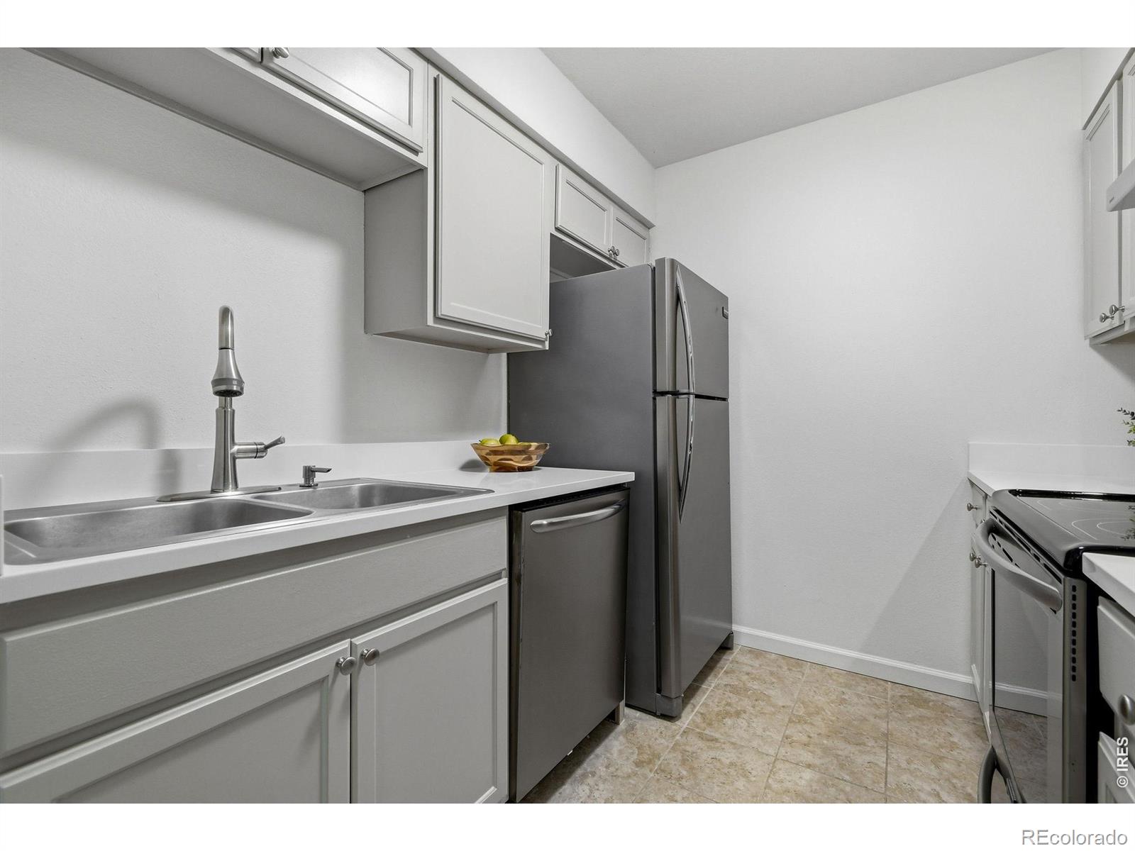 MLS Image #10 for 4658  white rock circle,boulder, Colorado
