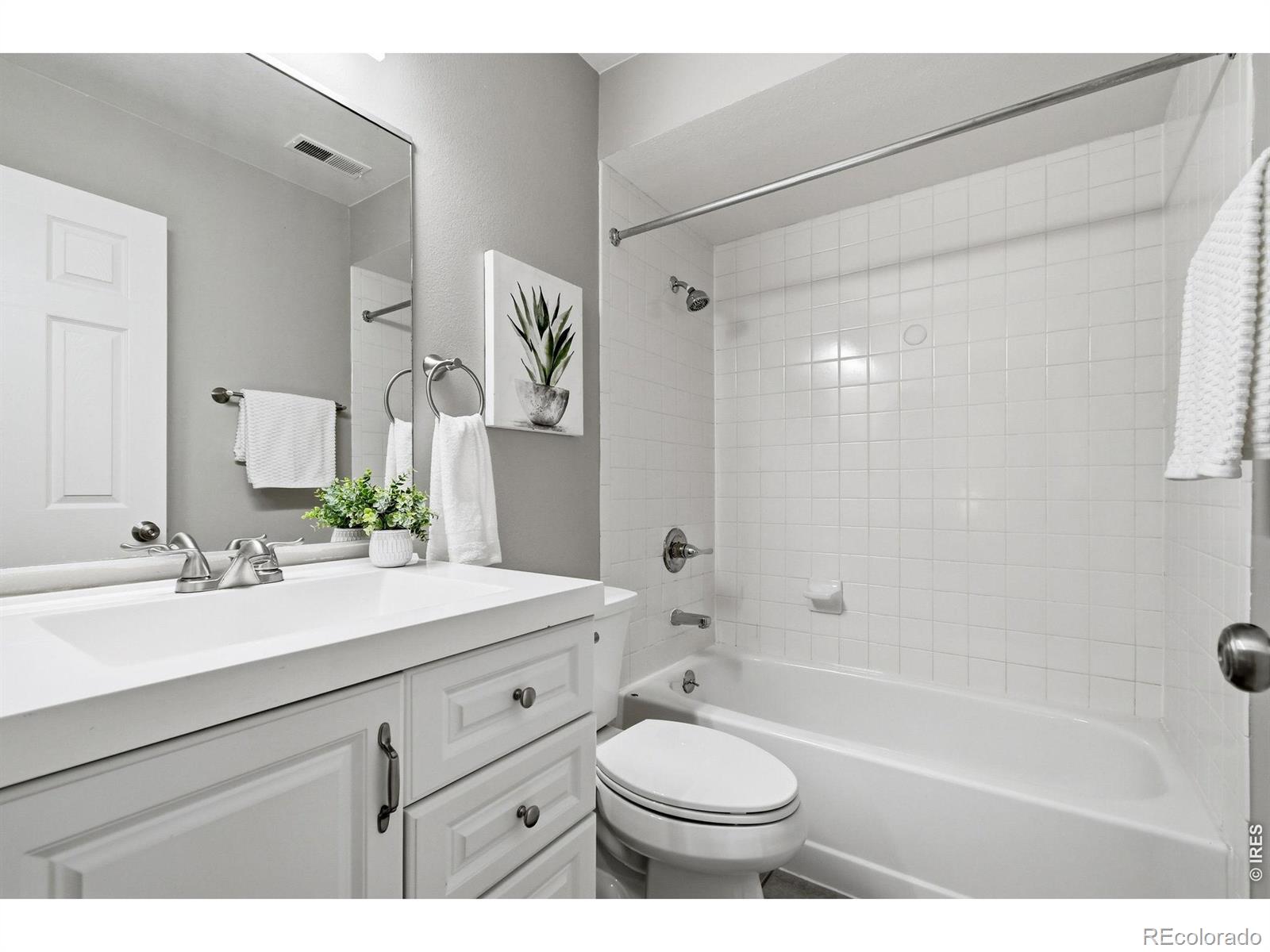 MLS Image #16 for 4658  white rock circle,boulder, Colorado