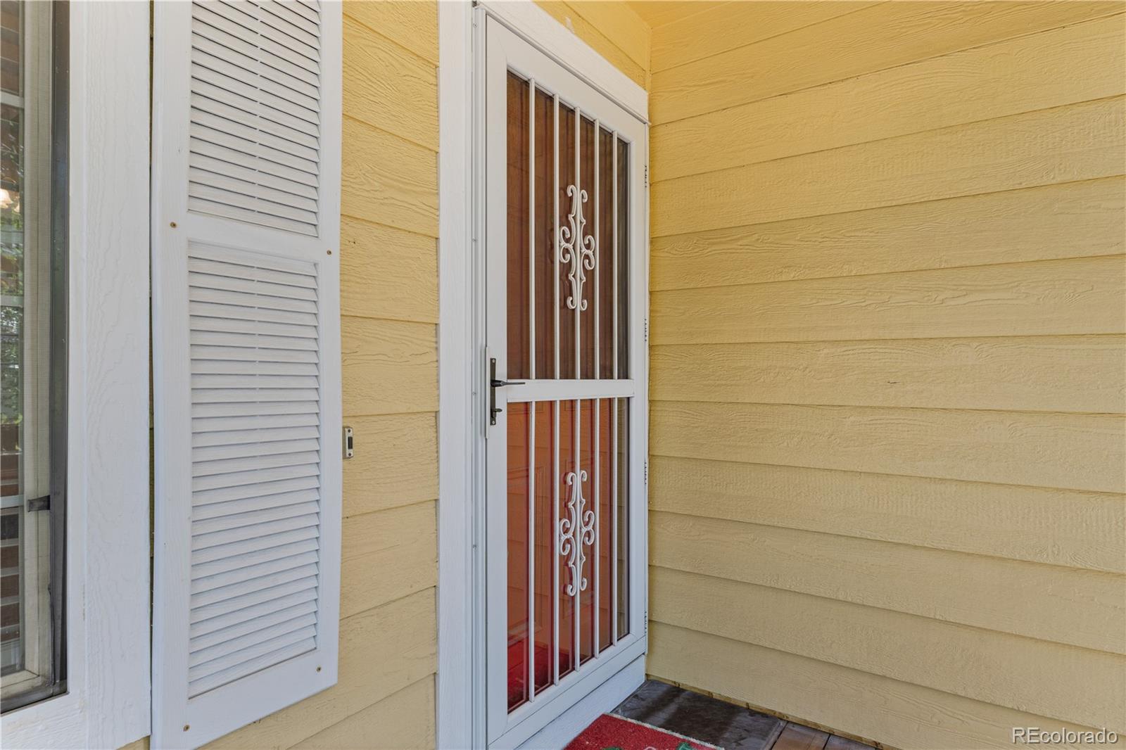 MLS Image #5 for 9367 e alabama place,denver, Colorado