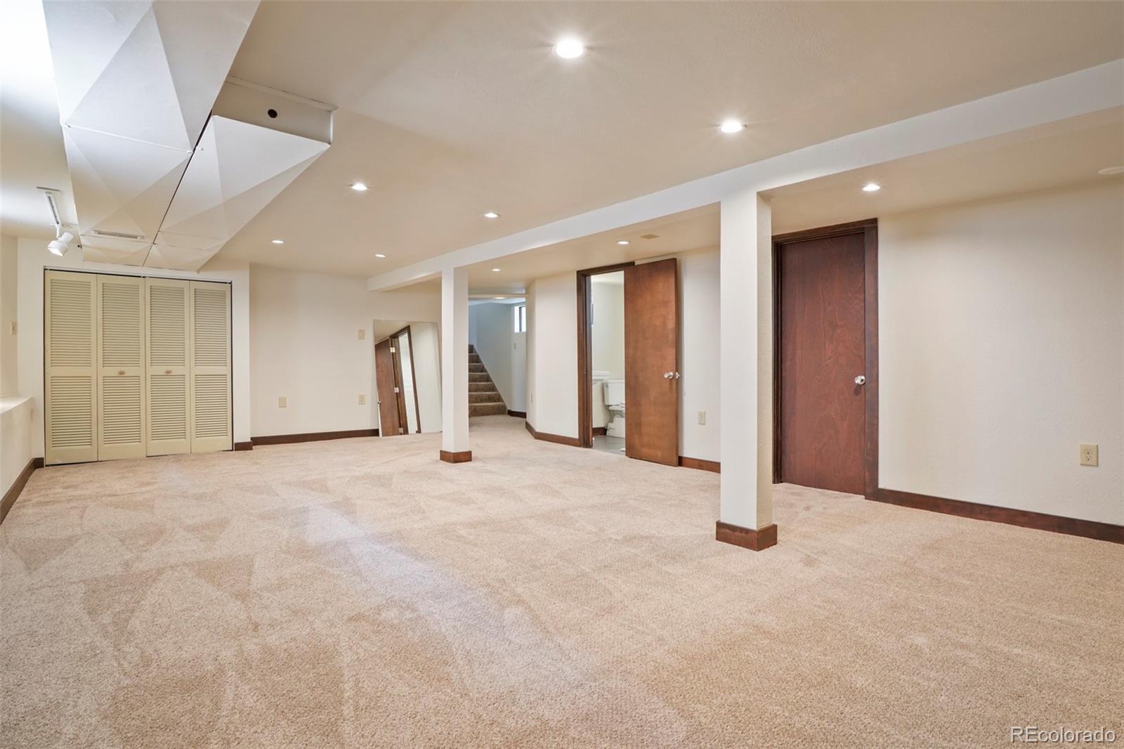 MLS Image #20 for 1415 s grant street,denver, Colorado
