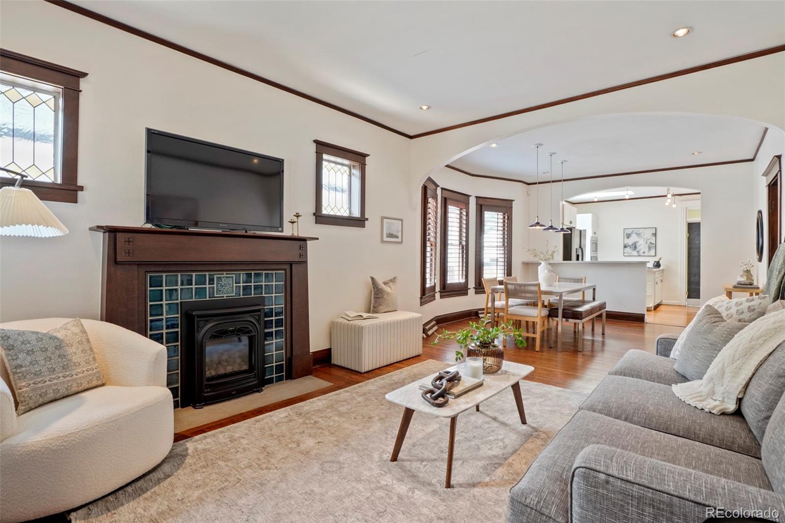 MLS Image #5 for 1415 s grant street,denver, Colorado