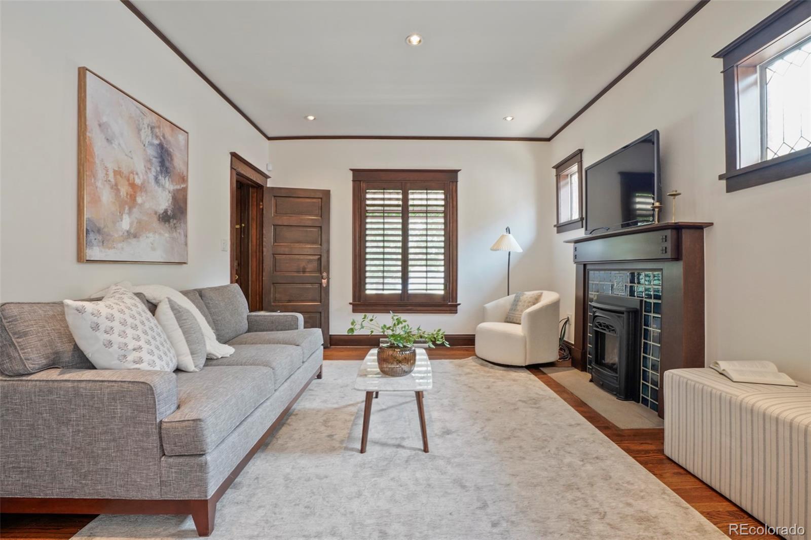 MLS Image #7 for 1415 s grant street,denver, Colorado