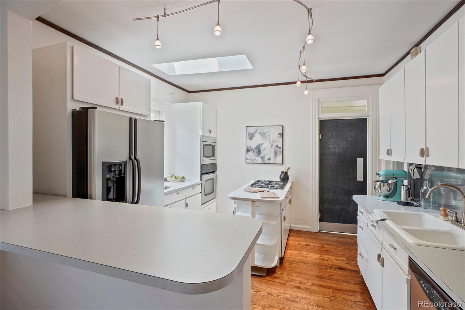 MLS Image #9 for 1415 s grant street,denver, Colorado