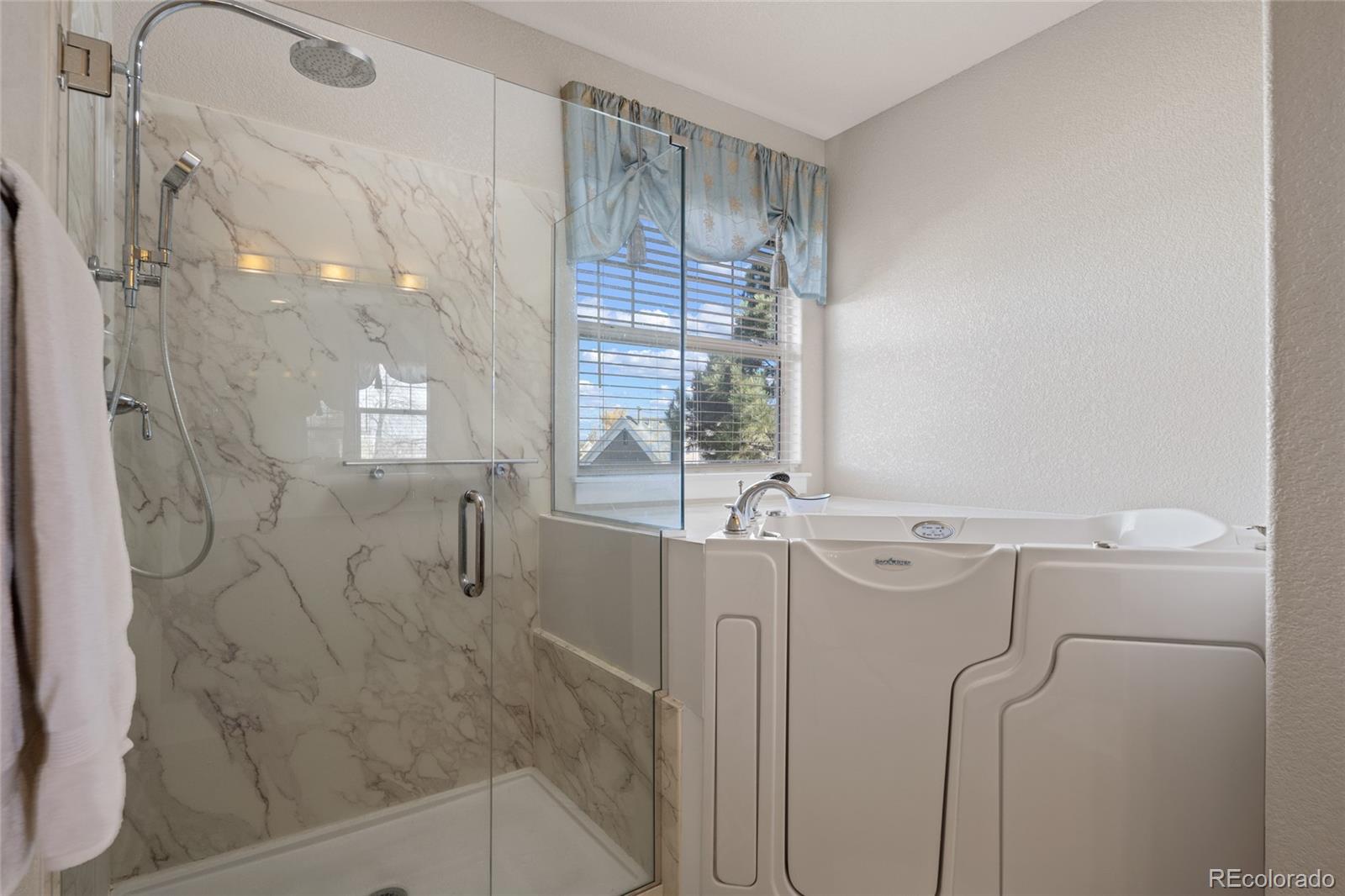 MLS Image #21 for 21527 e smoky hill road,aurora, Colorado