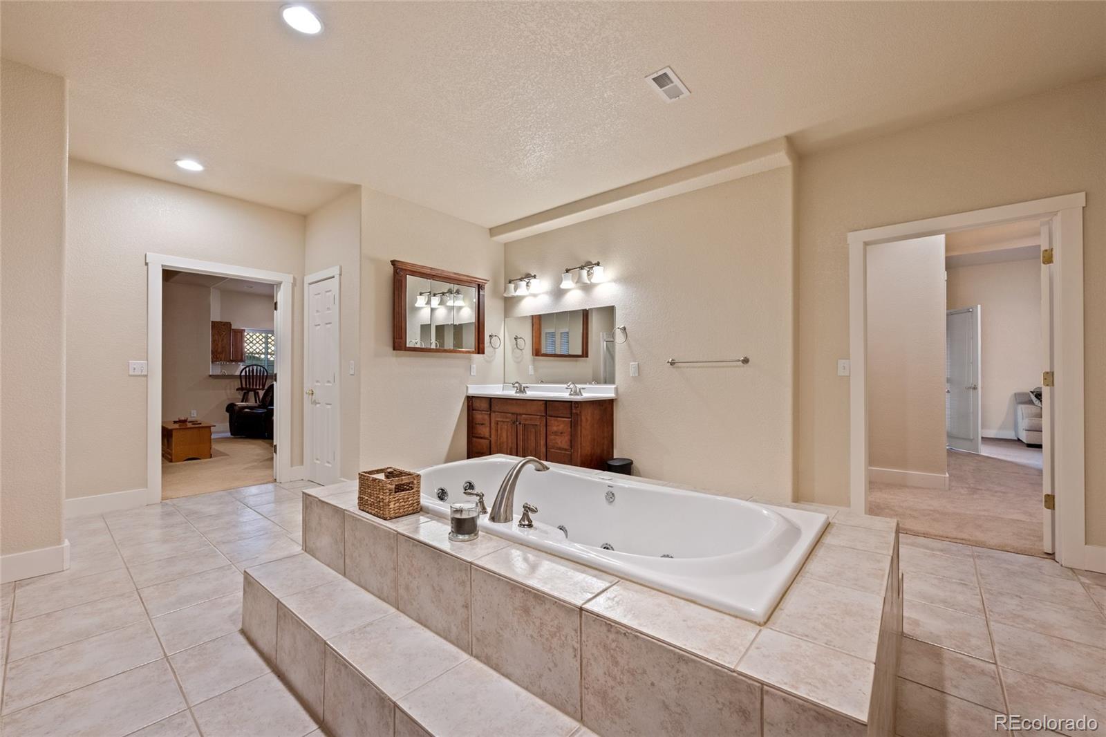MLS Image #22 for 21527 e smoky hill road,aurora, Colorado