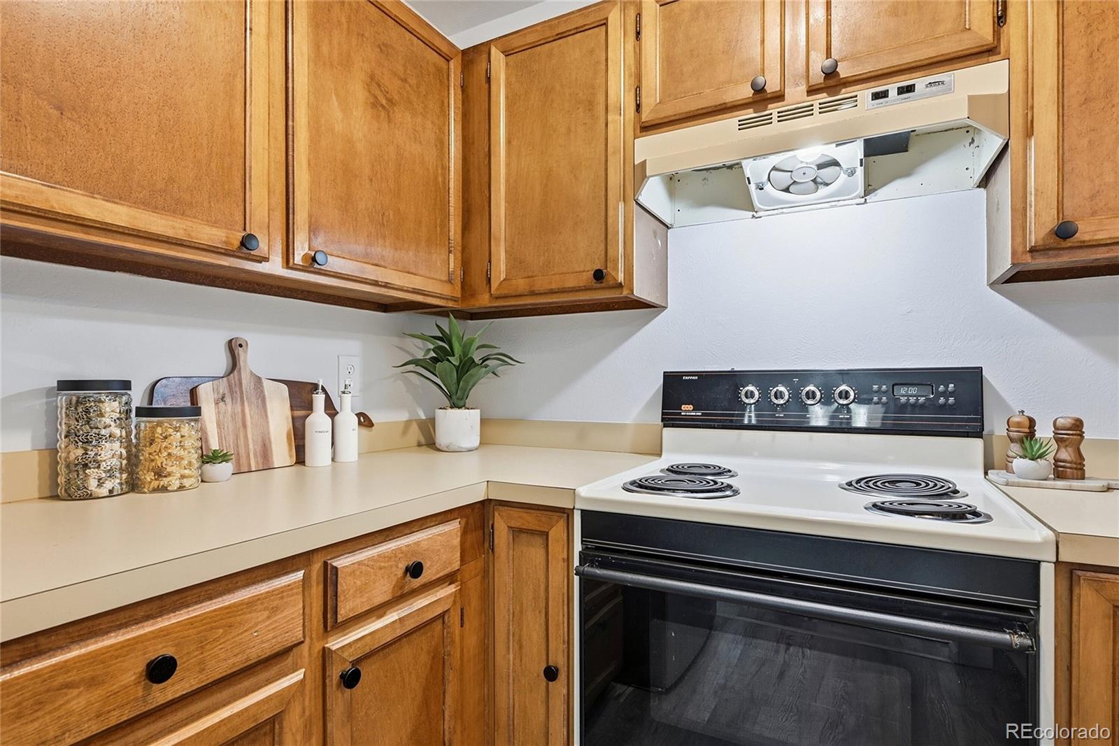 MLS Image #6 for 7883  allison way 201,arvada, Colorado