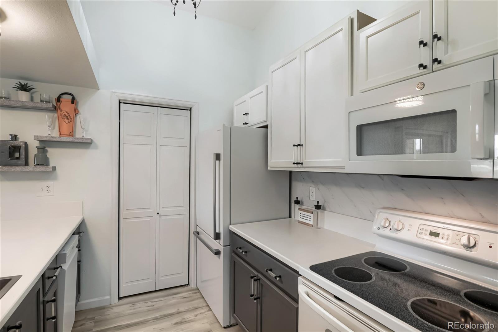 MLS Image #12 for 4292 s salida way,aurora, Colorado