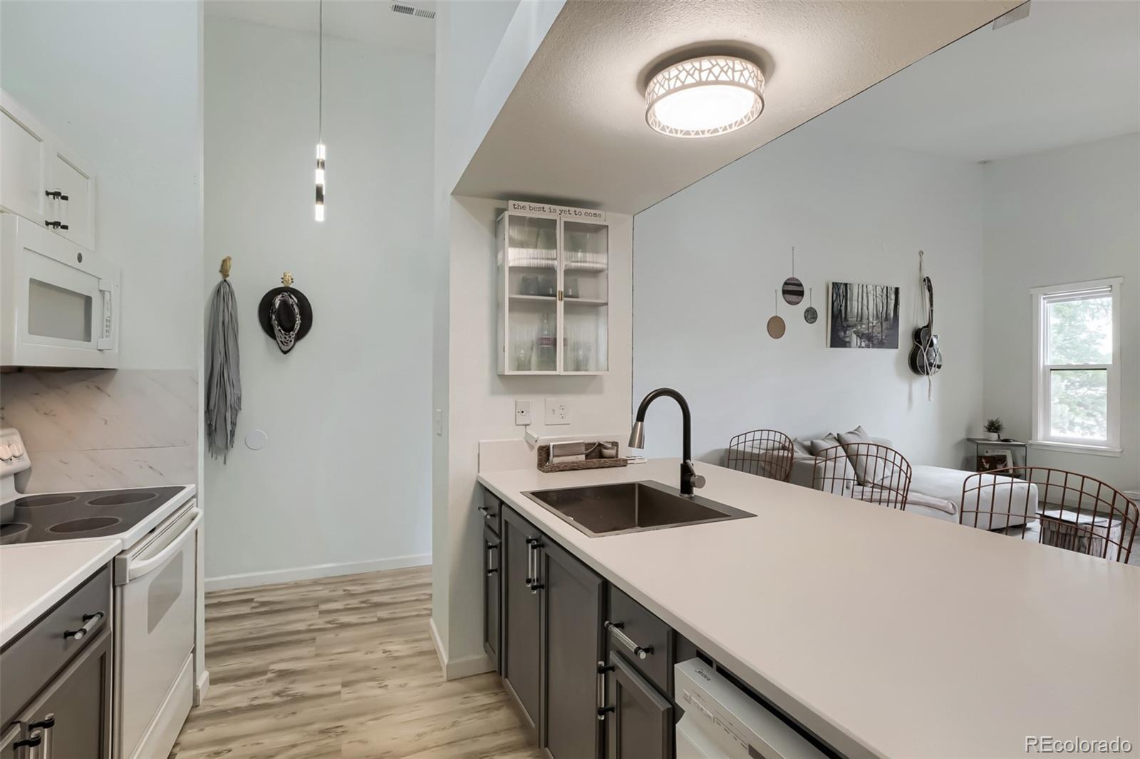 MLS Image #13 for 4292 s salida way,aurora, Colorado
