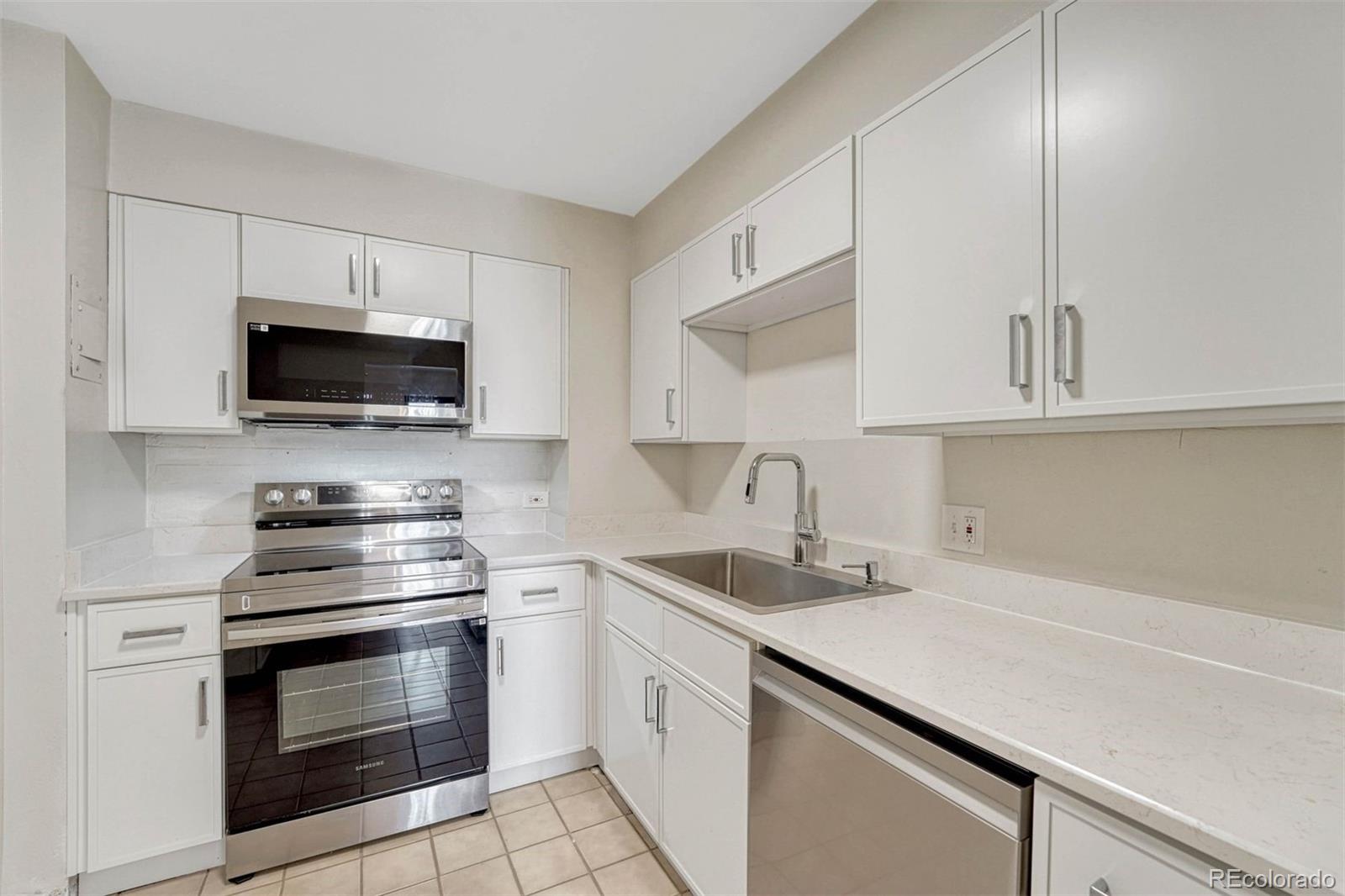 MLS Image #15 for 480 s marion parkway,denver, Colorado