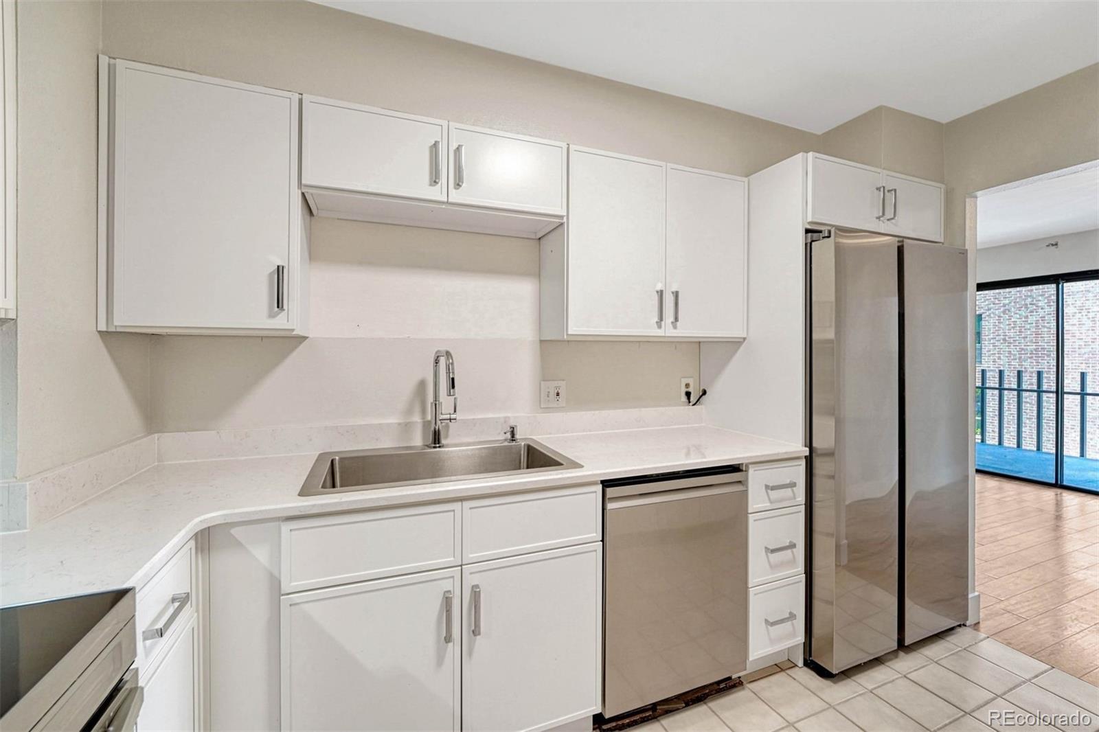 MLS Image #16 for 480 s marion parkway,denver, Colorado