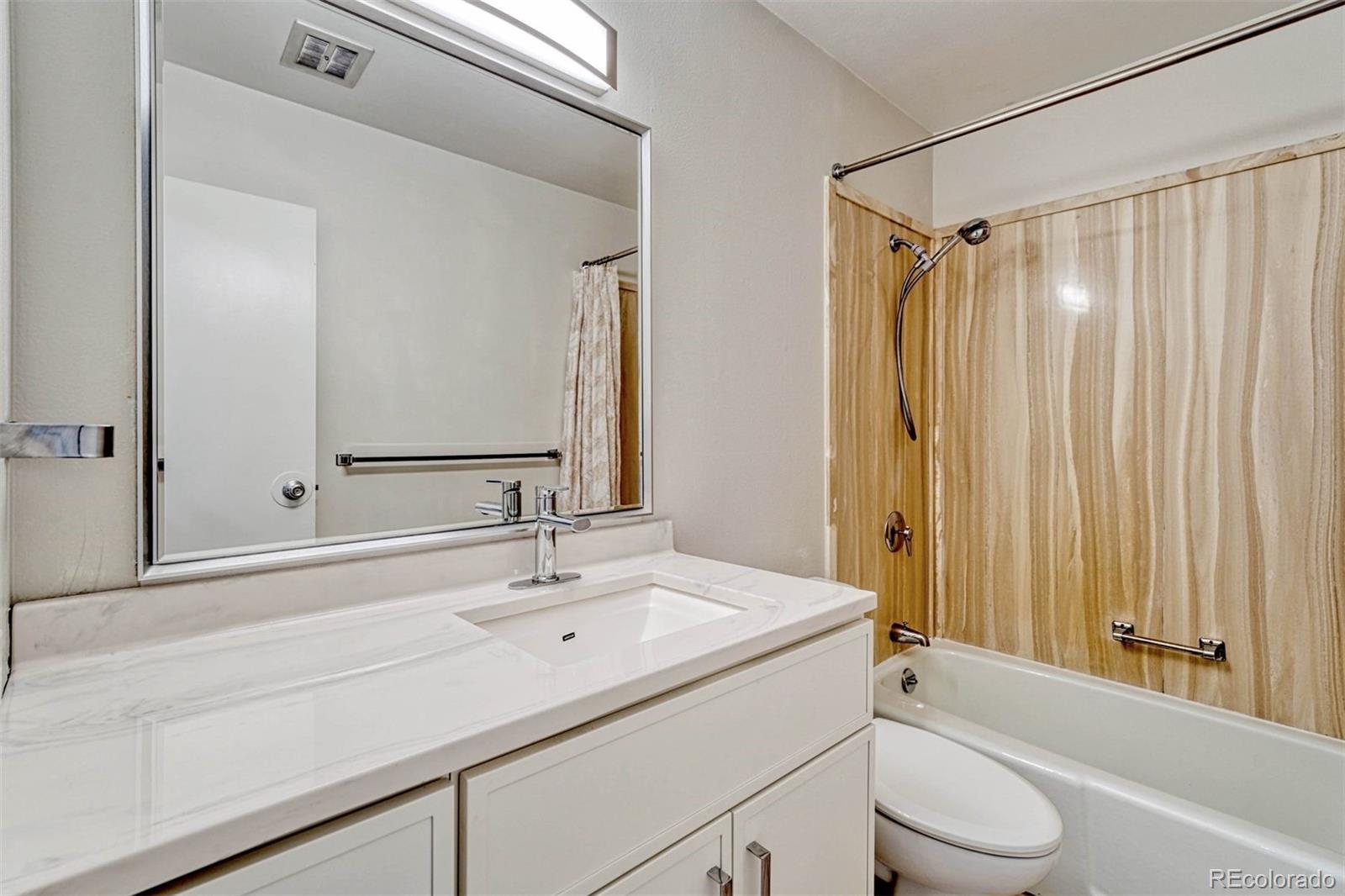 MLS Image #18 for 480 s marion parkway,denver, Colorado