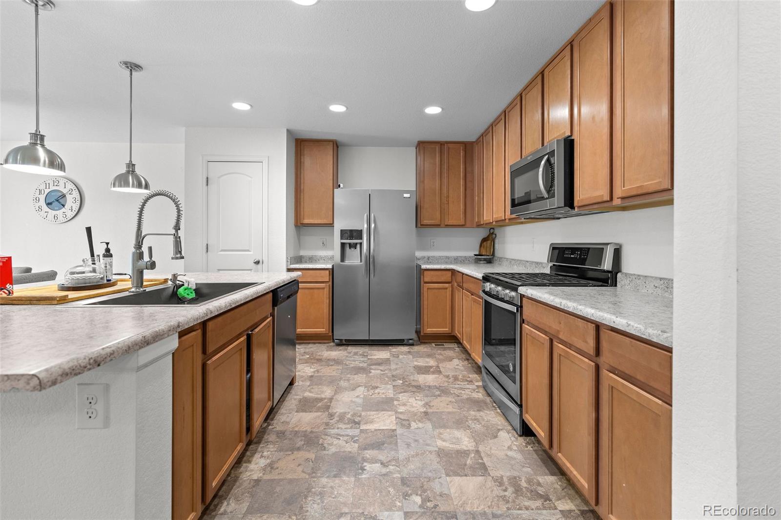 MLS Image #4 for 4847  wildflower place,dacono, Colorado