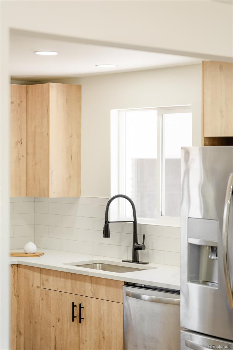 MLS Image #10 for 7967  durango street,denver, Colorado