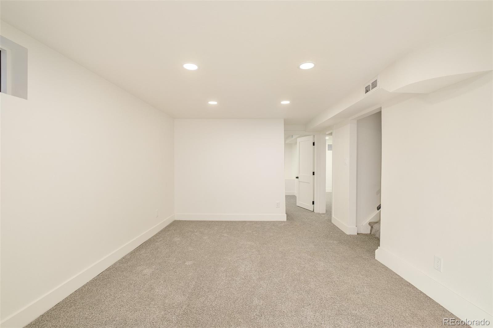 MLS Image #18 for 7967  durango street,denver, Colorado