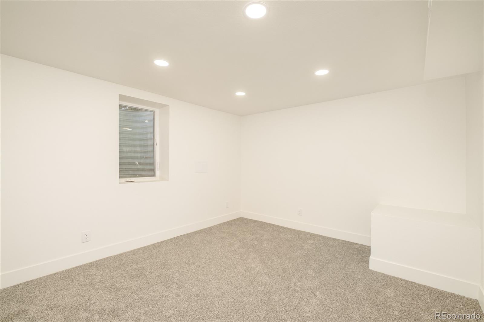 MLS Image #19 for 7967  durango street,denver, Colorado