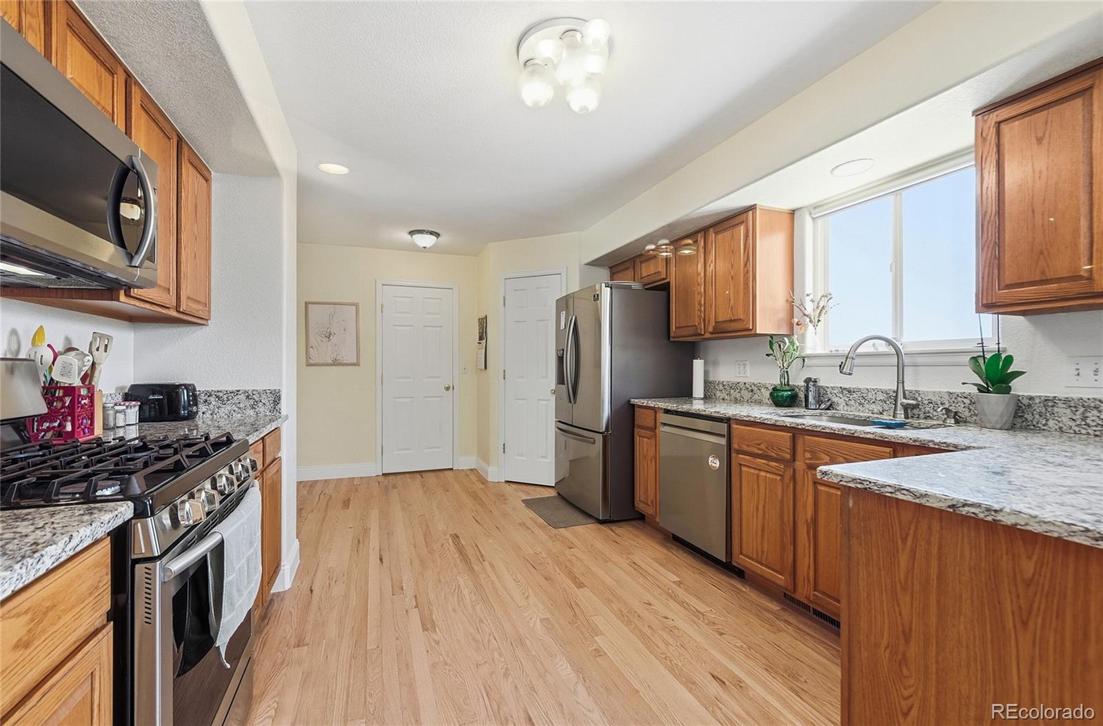 MLS Image #12 for 435 n 14th court,brighton, Colorado