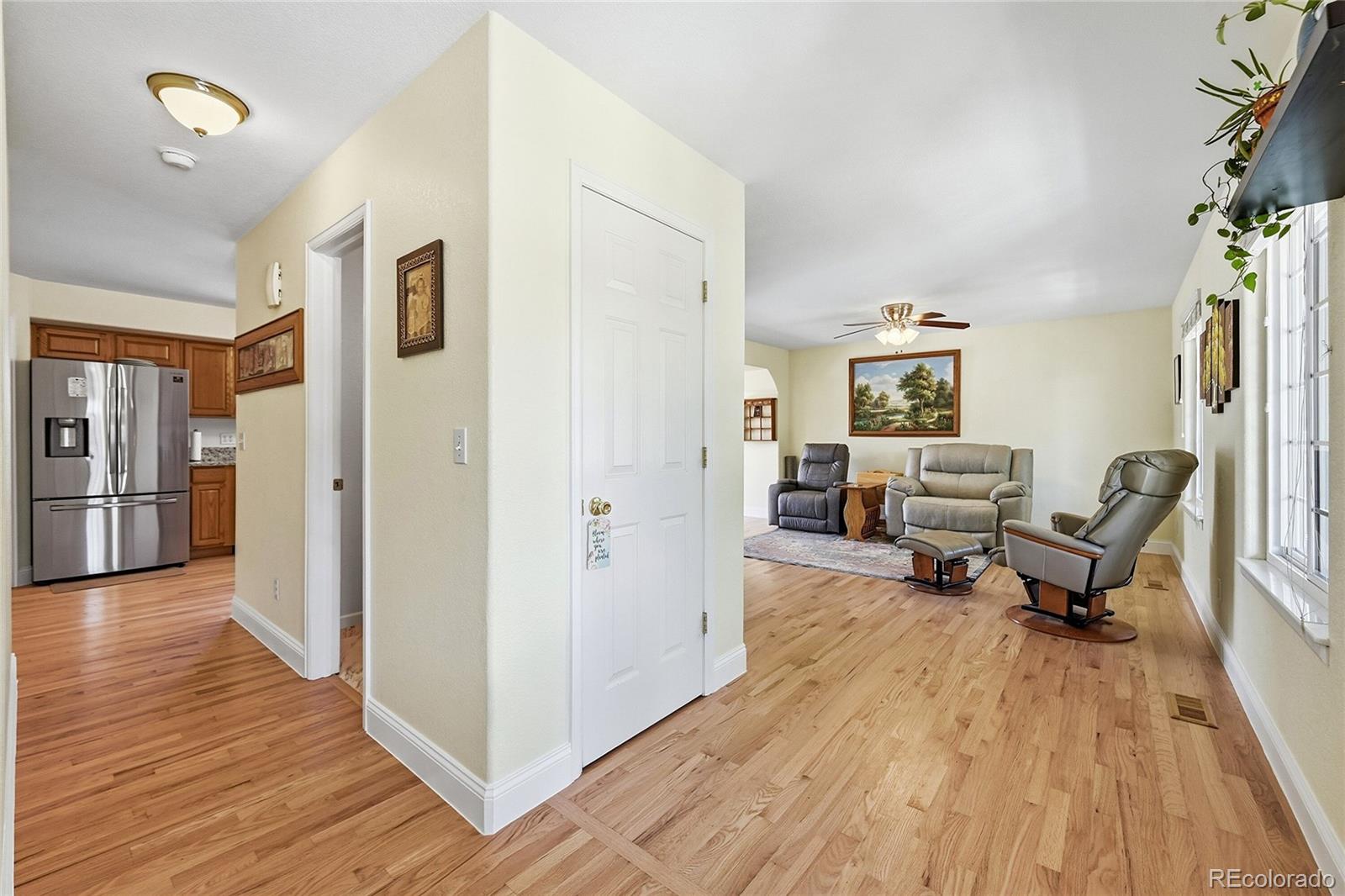 MLS Image #5 for 435 n 14th court,brighton, Colorado