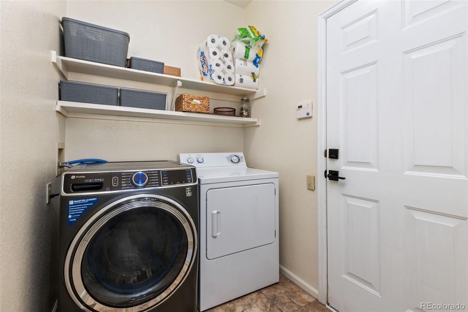 MLS Image #12 for 4056 s abilene circle,aurora, Colorado