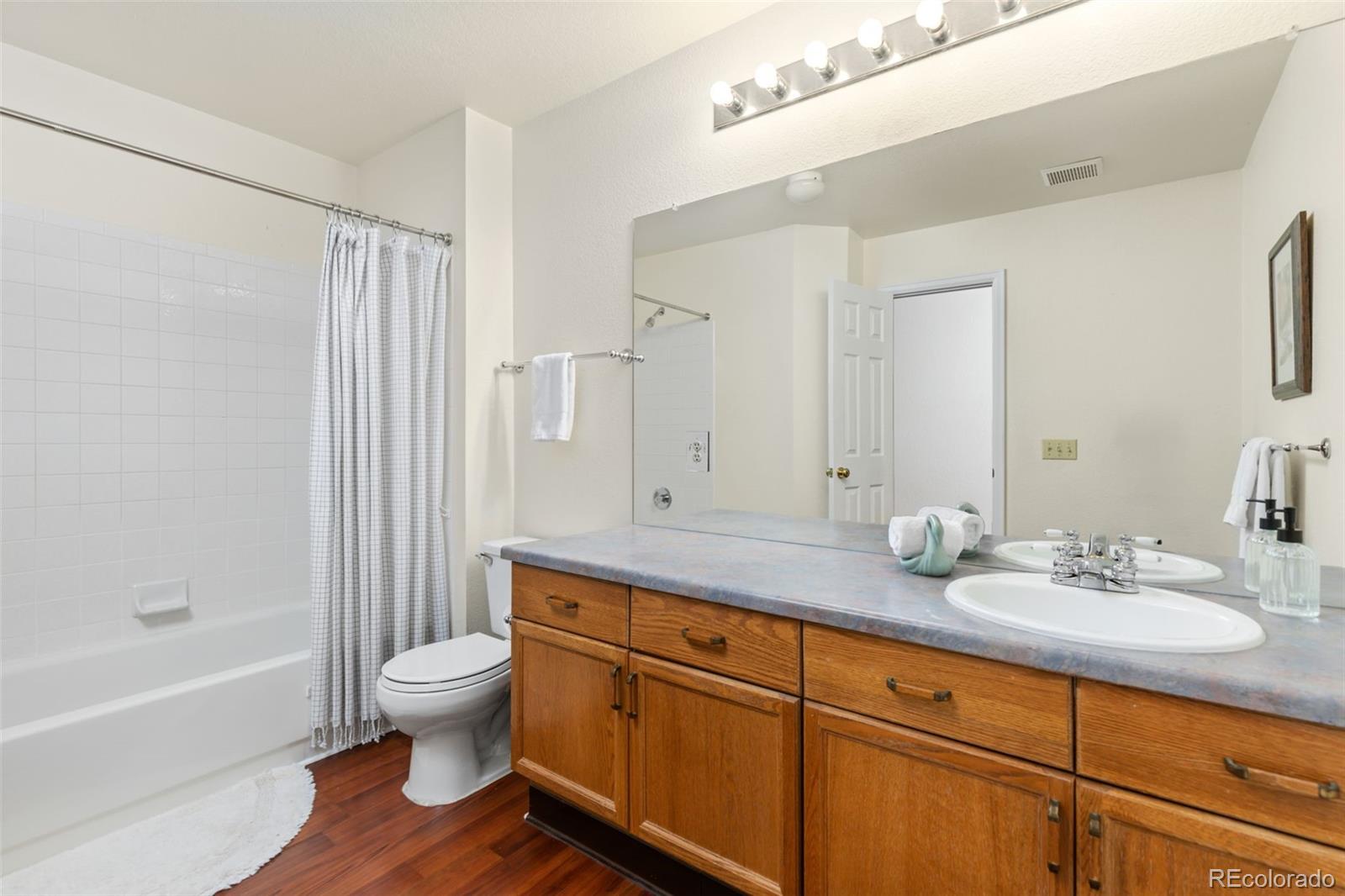 MLS Image #23 for 4056 s abilene circle,aurora, Colorado