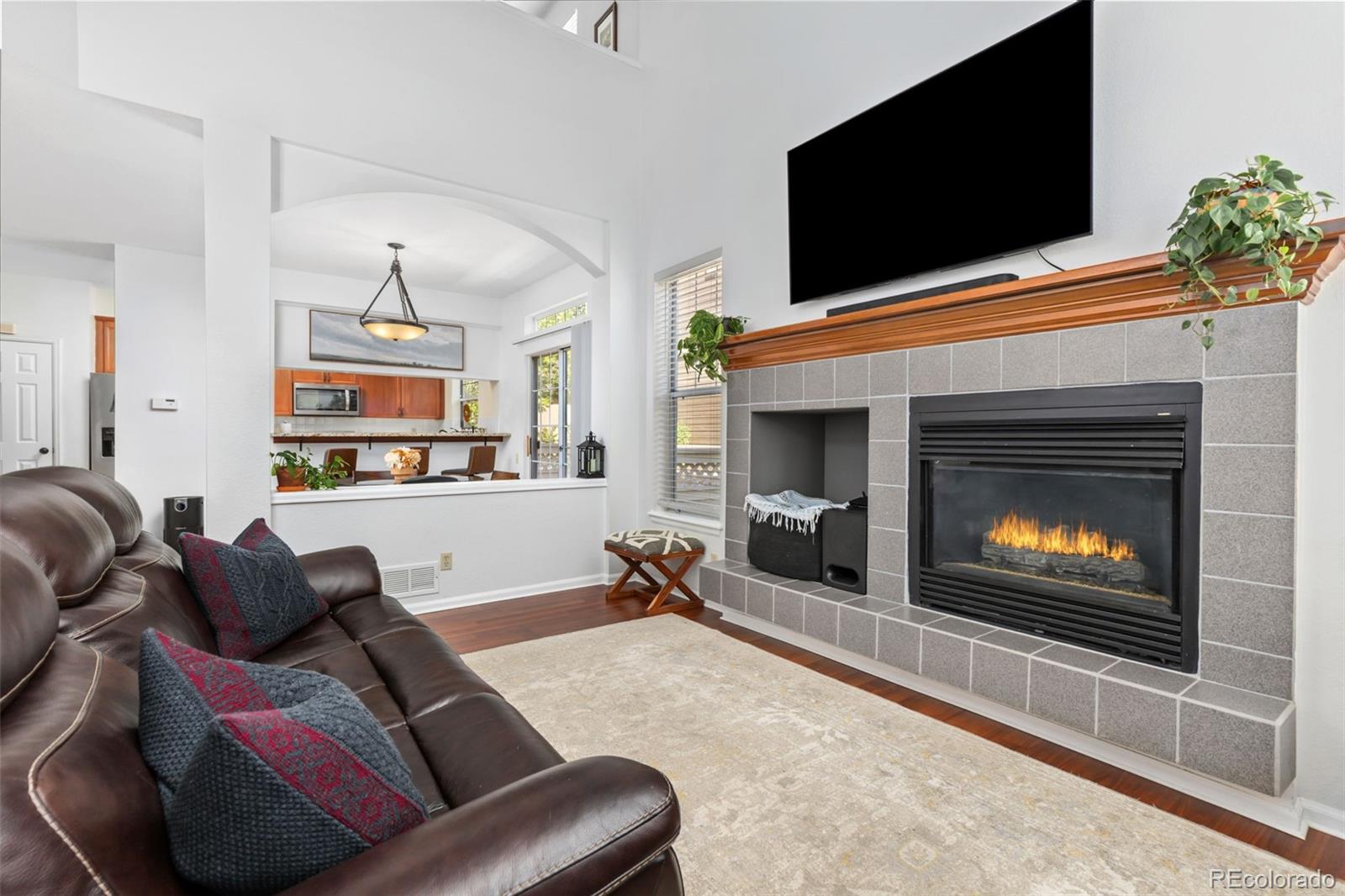 MLS Image #6 for 4056 s abilene circle,aurora, Colorado