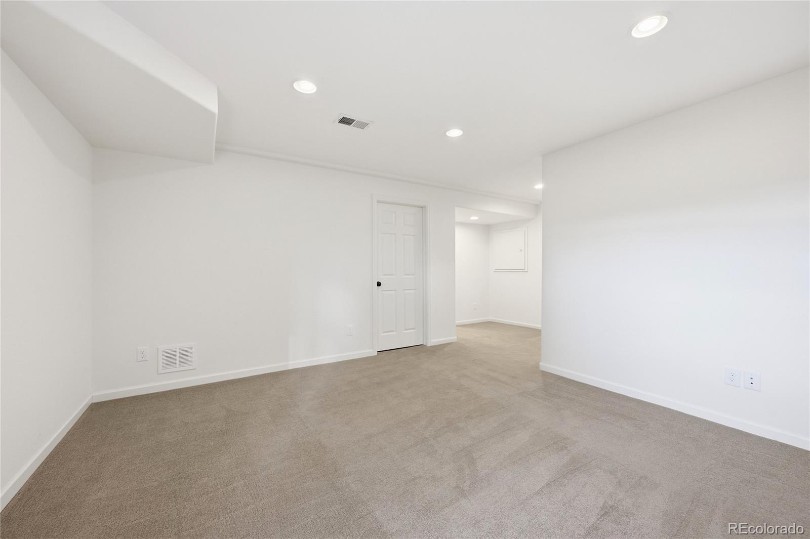 MLS Image #29 for 20877 e eastman avenue,aurora, Colorado