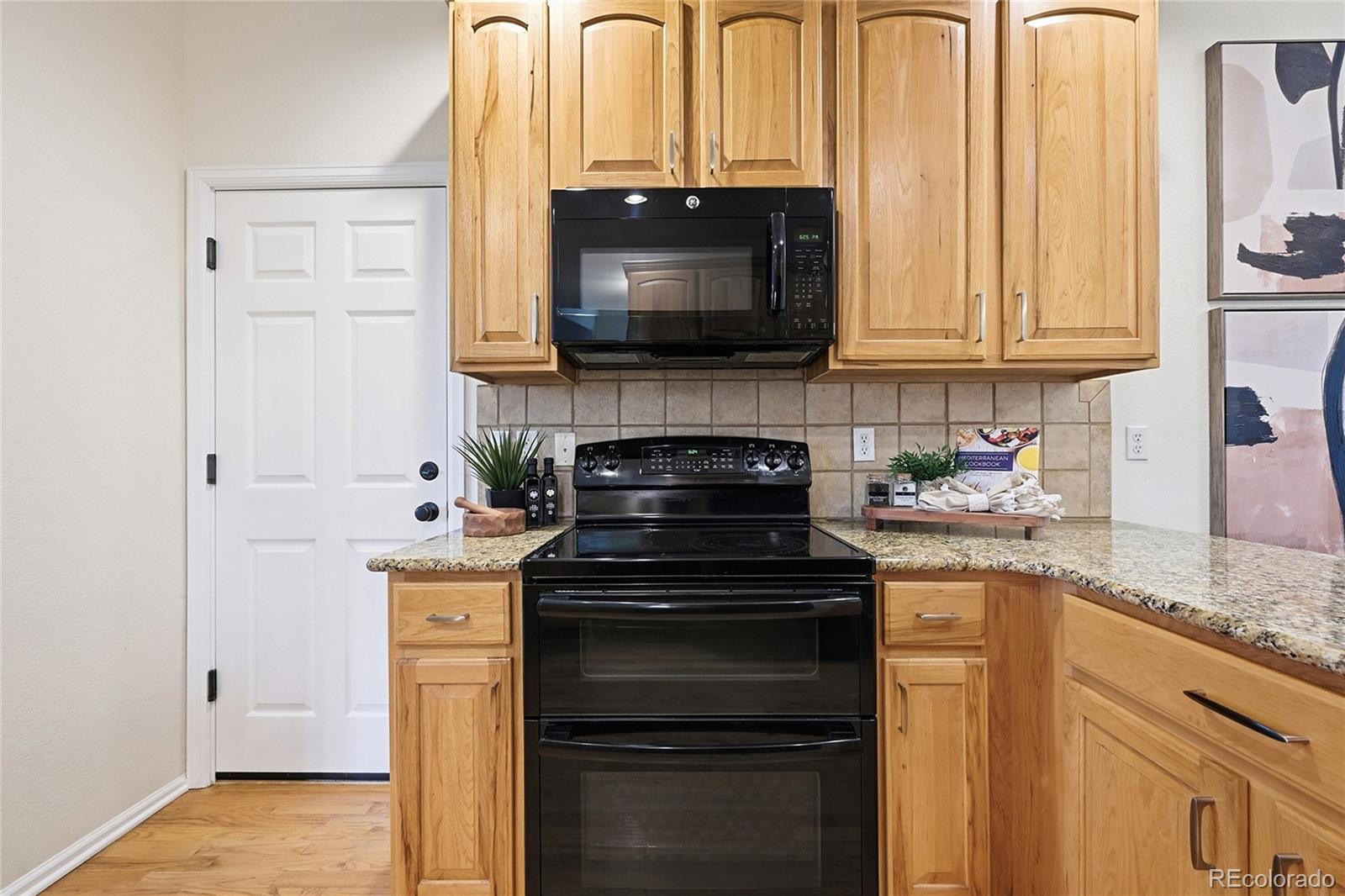 MLS Image #8 for 20877 e eastman avenue,aurora, Colorado