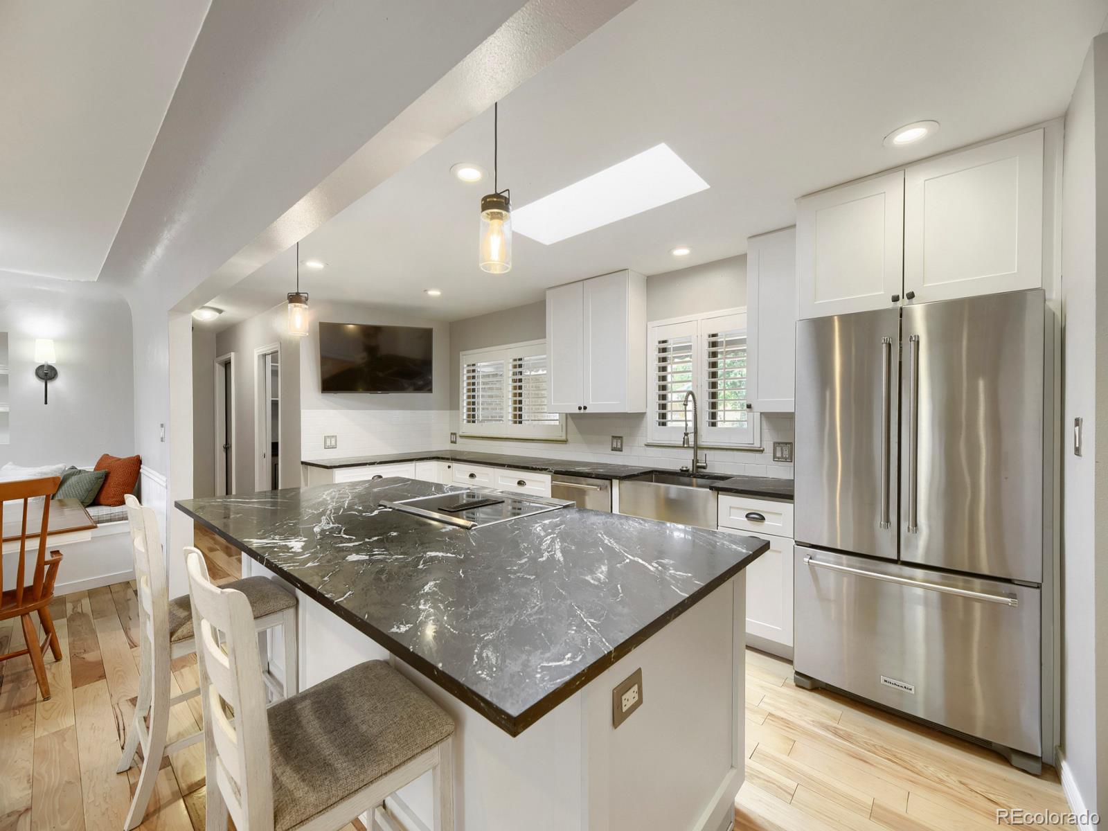 MLS Image #11 for 6305 s valleyview street,littleton, Colorado